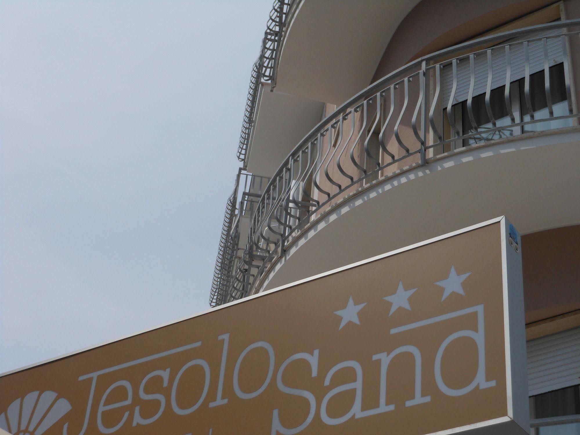 Hotel Jesolo Sand ภายนอก รูปภาพ