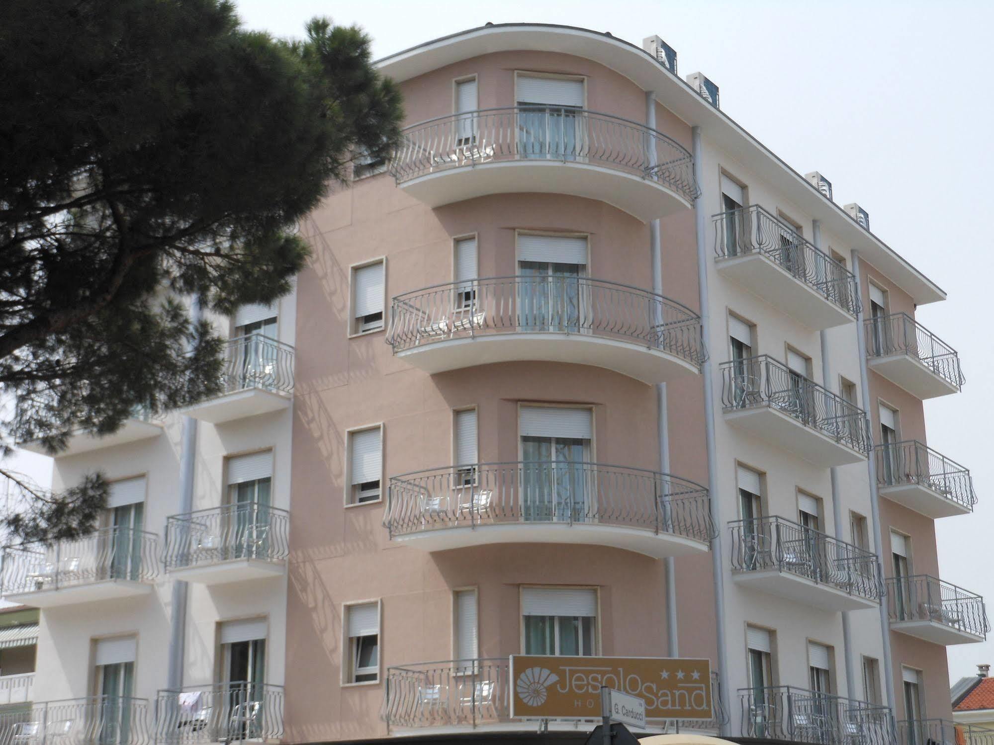 Hotel Jesolo Sand ภายนอก รูปภาพ