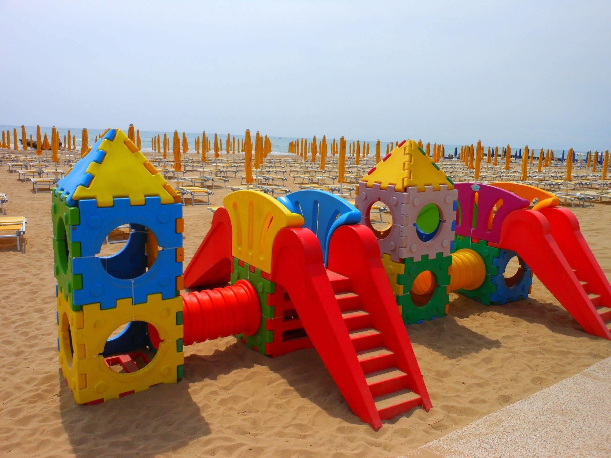 Hotel Jesolo Sand ภายนอก รูปภาพ