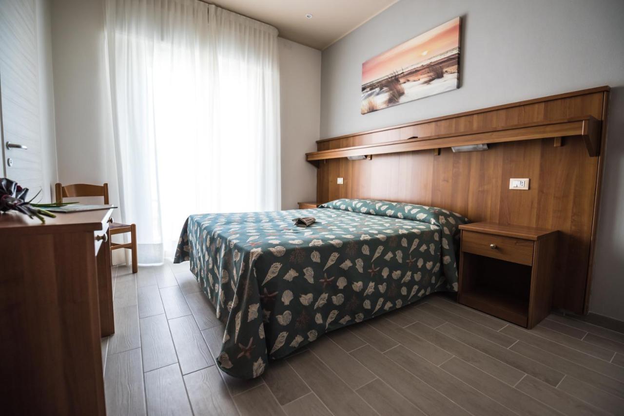 Hotel Jesolo Sand ภายนอก รูปภาพ